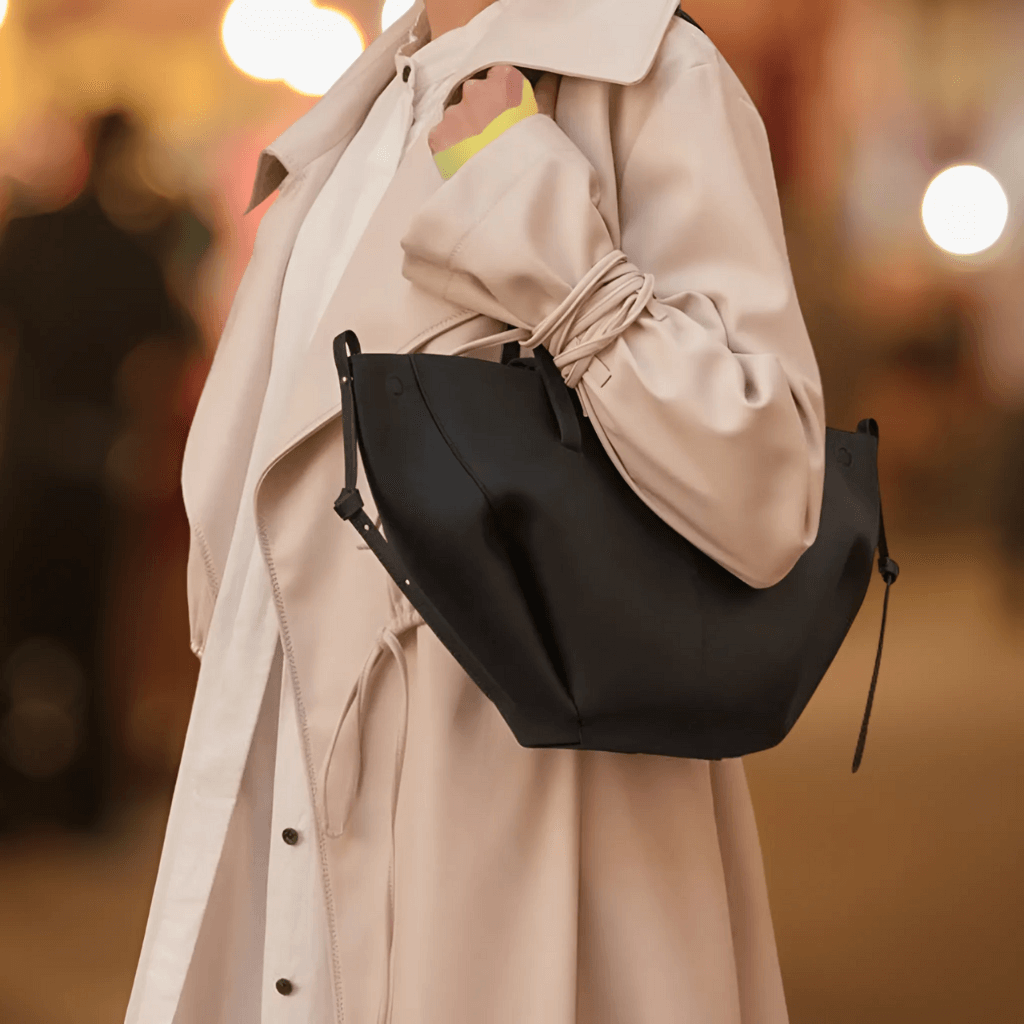 Clarella – Vielseitige Ledertasche mit Klickverschluss