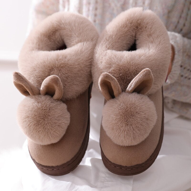 FluffyRabbit – Flauschige Kaninchen-Hausschuhe
