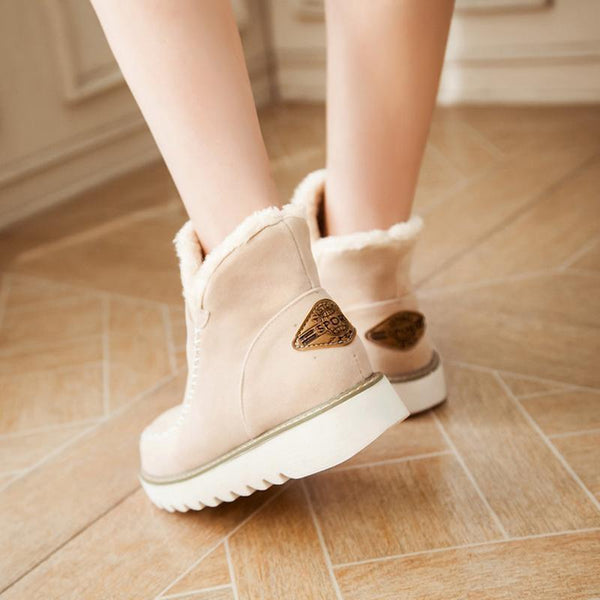 Indira – Gepolsterte Damen-Winterstiefel für Wärme & Stil