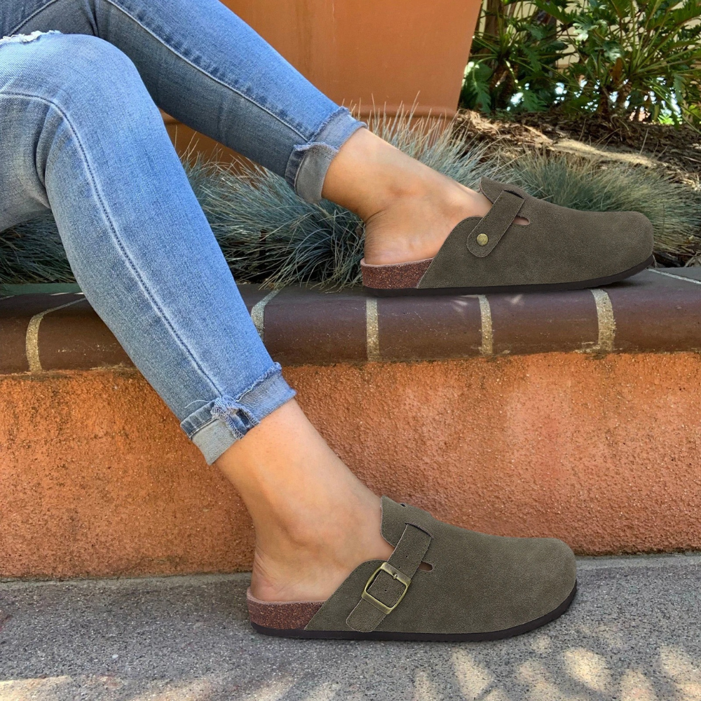 OrthoEase – Orthopädische Komfortschlappen